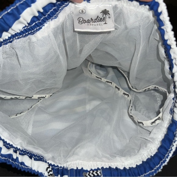Boardies Blue White Striped Swim Trunks Men’s Small - Picture 5 of 5